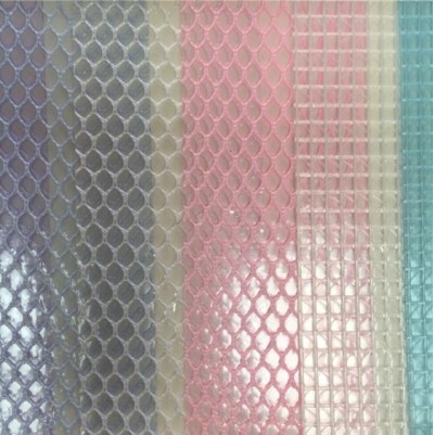 DG-GZ TPU夾網布  密度：60  成份：PVC 克重：300G  紗支：100   正面照